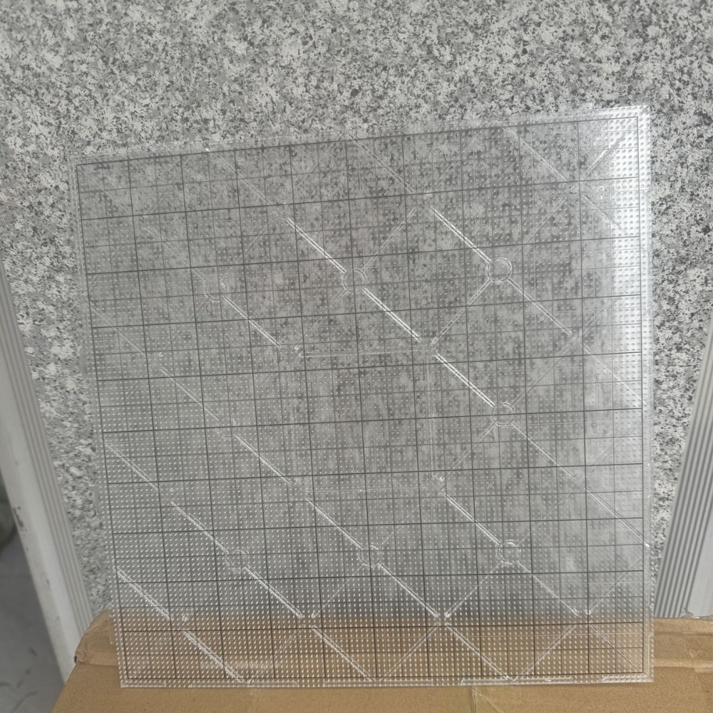 Jewelry Making Board - 104x104ピンのヒューズビーズペグボード、2.6mm耐熱パーラービーズボード、正方形の再利用可能なハマビーズペグボード