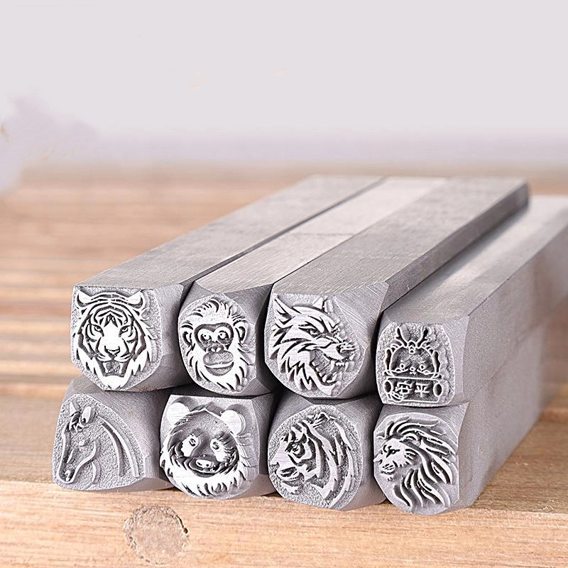 Jewelry Making Hammer - ライオンモチーフジュエリースチールスタンプ、金銀ジュエリーパターン彫刻型、金細工用手打ちチゼルツール
