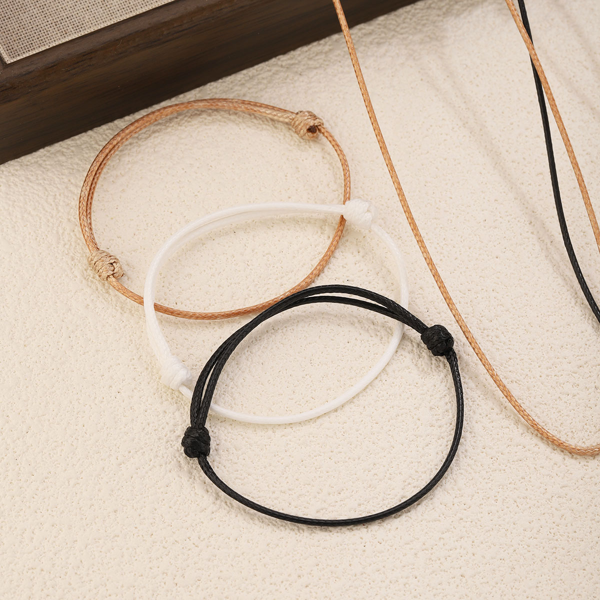 10 個 70/25 センチメートル調節可能なネックレスワッ - Jewelry Making Knots のレビューと価格