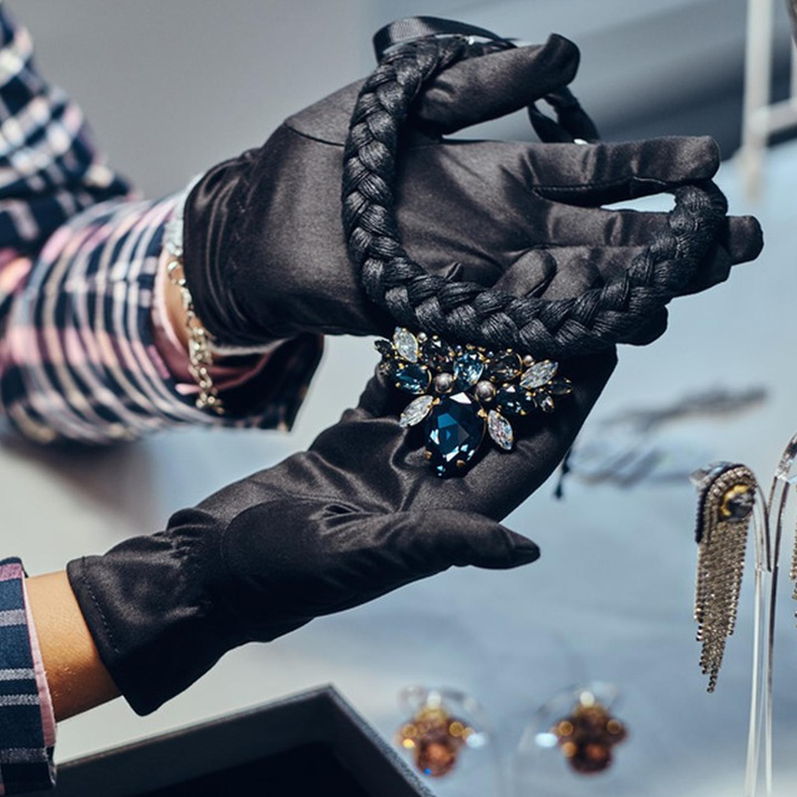 ジュエリー手袋黒ソフトファッショナブルなエチケットジュエリー - Jewelry Making Gloves のレビューと価格